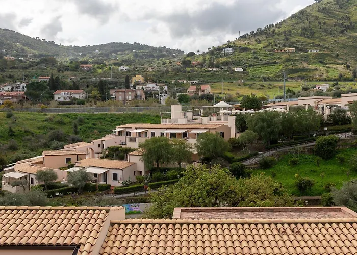 Seaside Pool Apartman