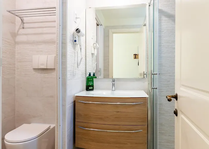 Seaside Pool Apartman *