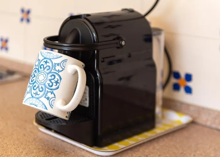 Seaside Pool Чефалу